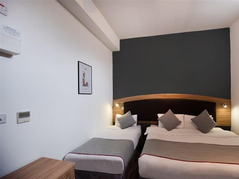 Arinza Hotel, London Ilford