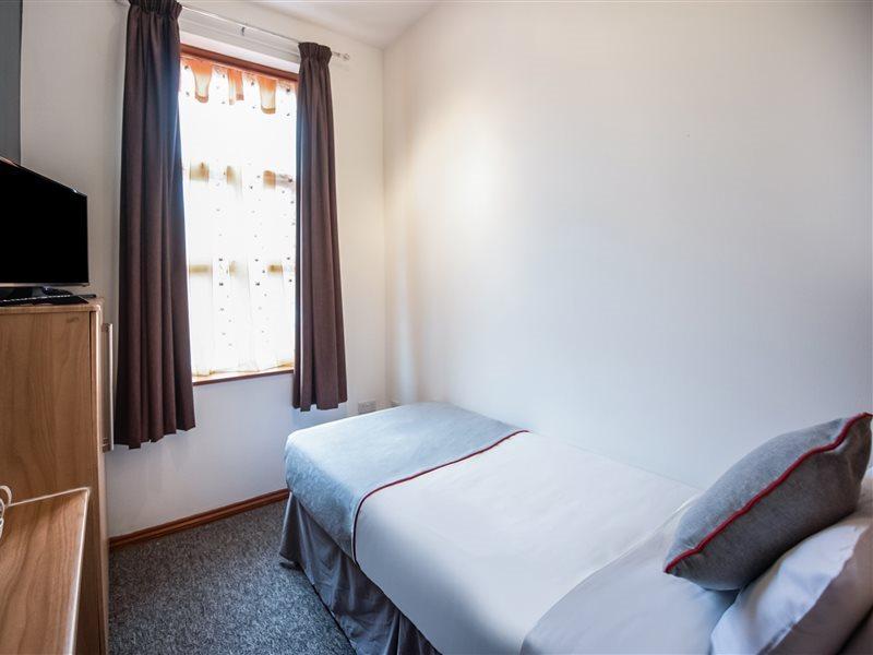 Arinza Hotel, London 3*
