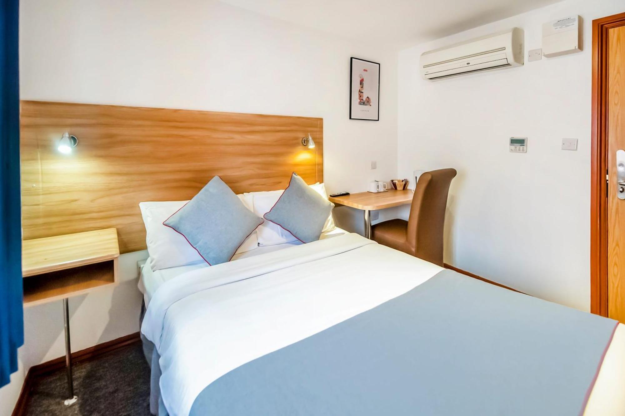 Arinza Hotel, London Hotel 3*