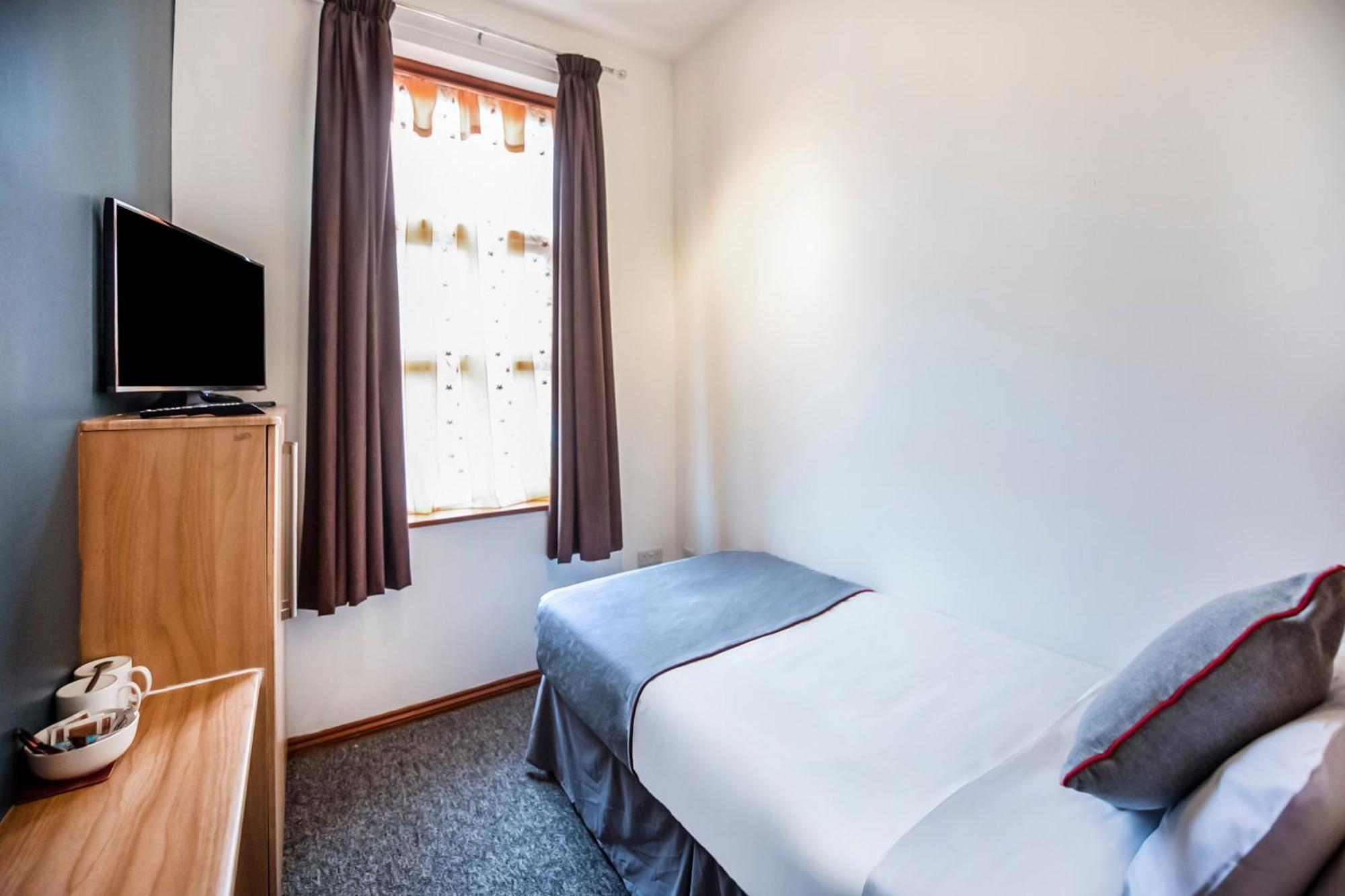 Arinza Hotel, London Hotel